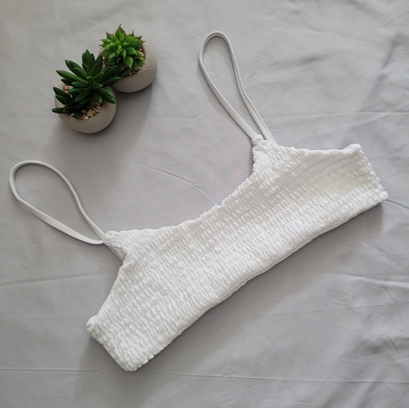 ZAFUL Smocked Bikini Top - Picture 1 of 3